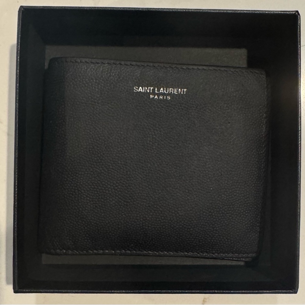 SAINT LAURENT PARIS EAST/WEST WALLET IN GRAIN DE POUDRE LEATHER in black - Picture 3 of 10